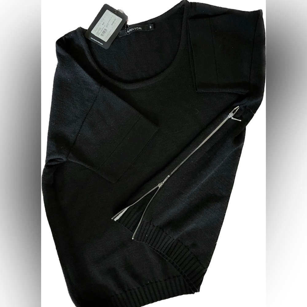 NEW AUTH LAUREN VIDAL Women's Black Blouse Shirt Size S.

Original price $225